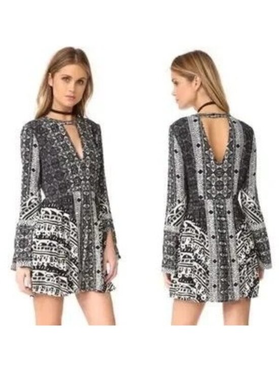 Free People Dresses & Skirts - Free People Tegan Black Borders Keyhole Long Sleeve Mini Dress